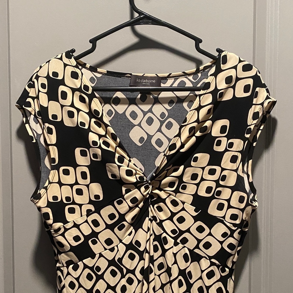 Liz Claiborne Geometric Twist Front Midi Dress 12 Black Cream Retro Print - Picture 3 of 8